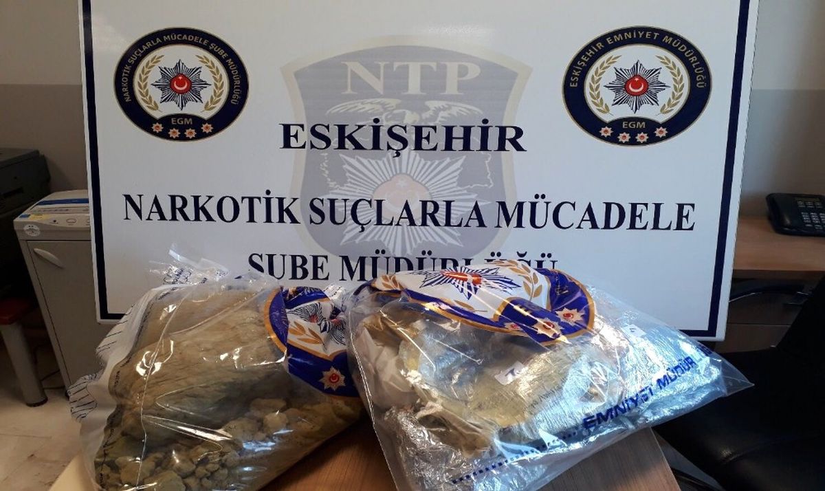 Eskişehir\'de 9 Kilogram Esrar Ele Geçirildi