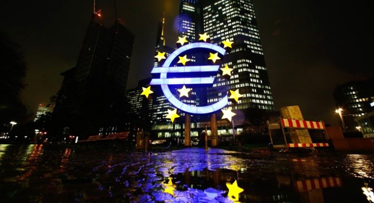 Euro Bölgesi\'nde Ekonomik Faaliyet Hızlandı
