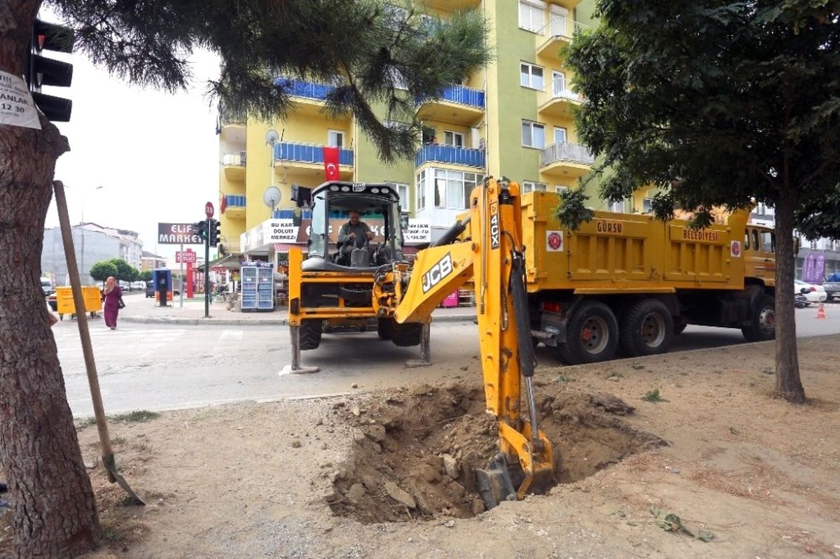 Gürsu\'da Çöp Konteynırları Yer Altına Alınıyor
