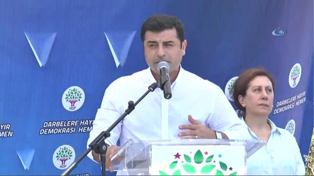 Hdp\'li Demirtaş ile Buldan\'a "Terör Örgütü Propagandası Yapma" Soruşturması