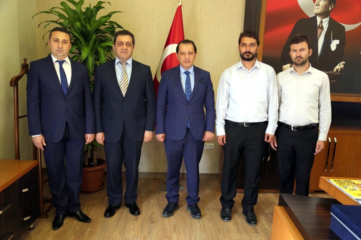 Kapkaççıyı 3 Dakikada Yakalayan Ekibe Baş Müdürden Tebrik