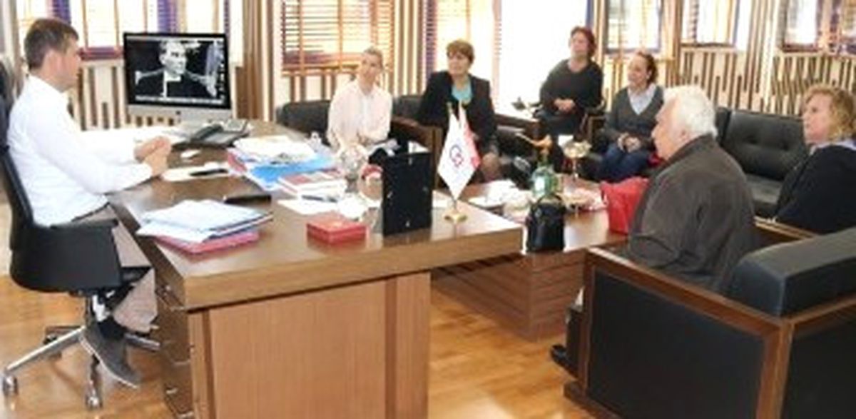 Kent Konseyi Yönetimi Başkan Akay\'a Bilgi Verdi