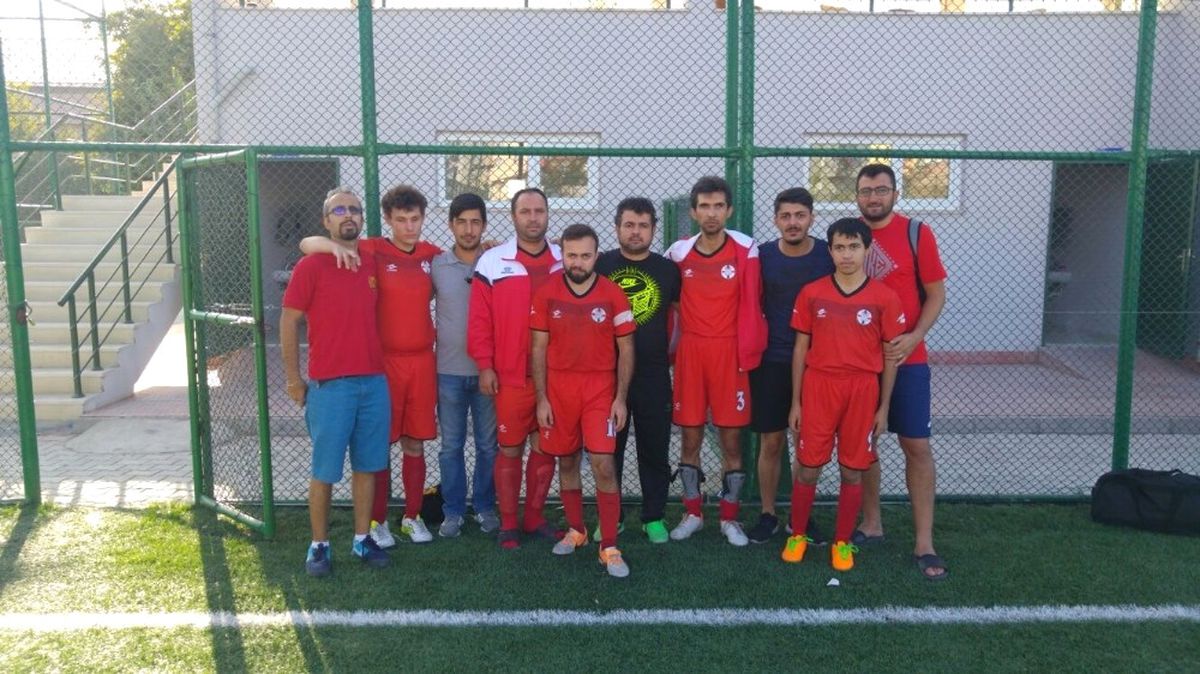 Lige Tutunmayı Başardılar