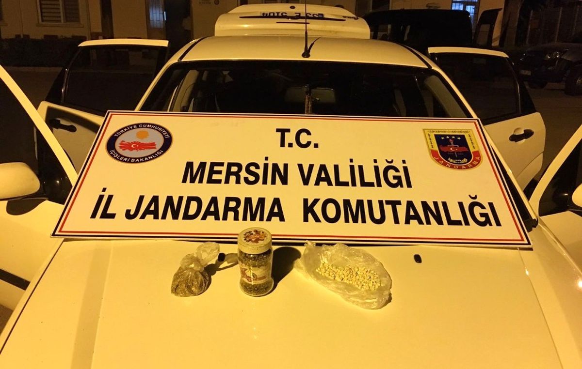Mersin\'de Uyuşturucu Operasyonu: 12 Gözaltı