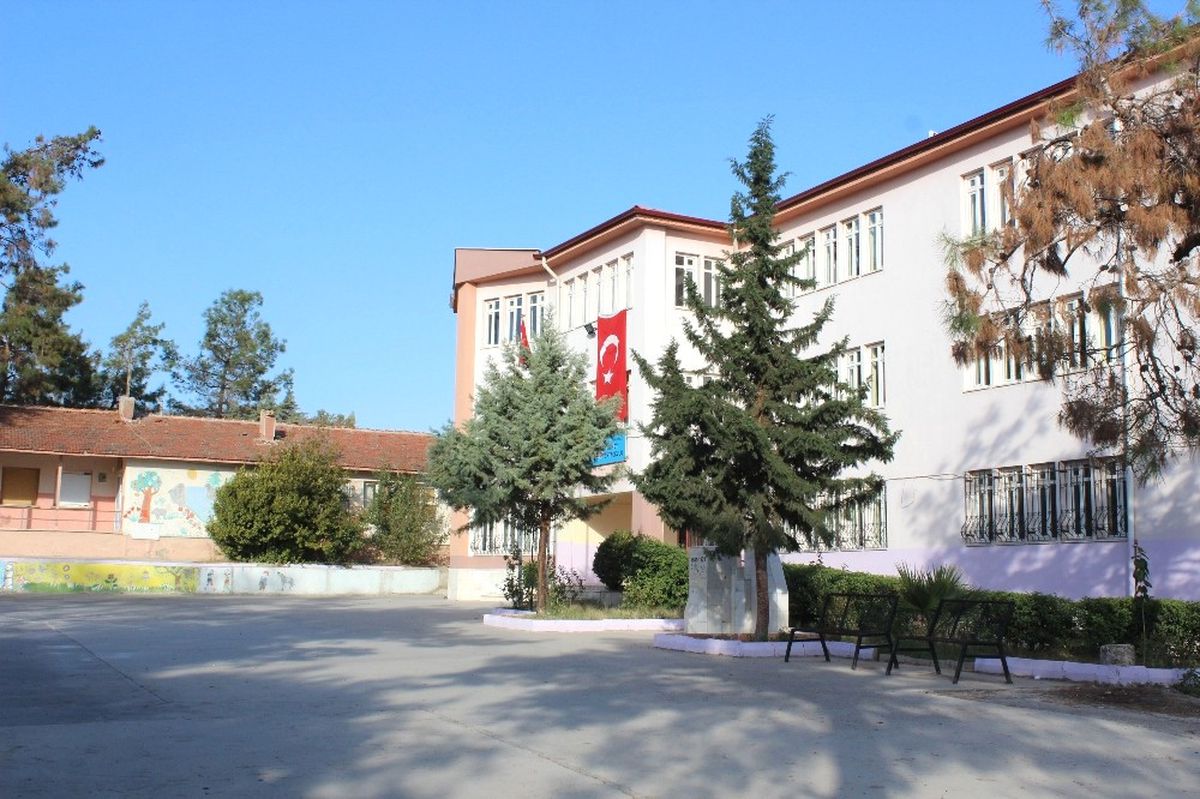 Okul Lojmanında Uyuşturucu İddiası