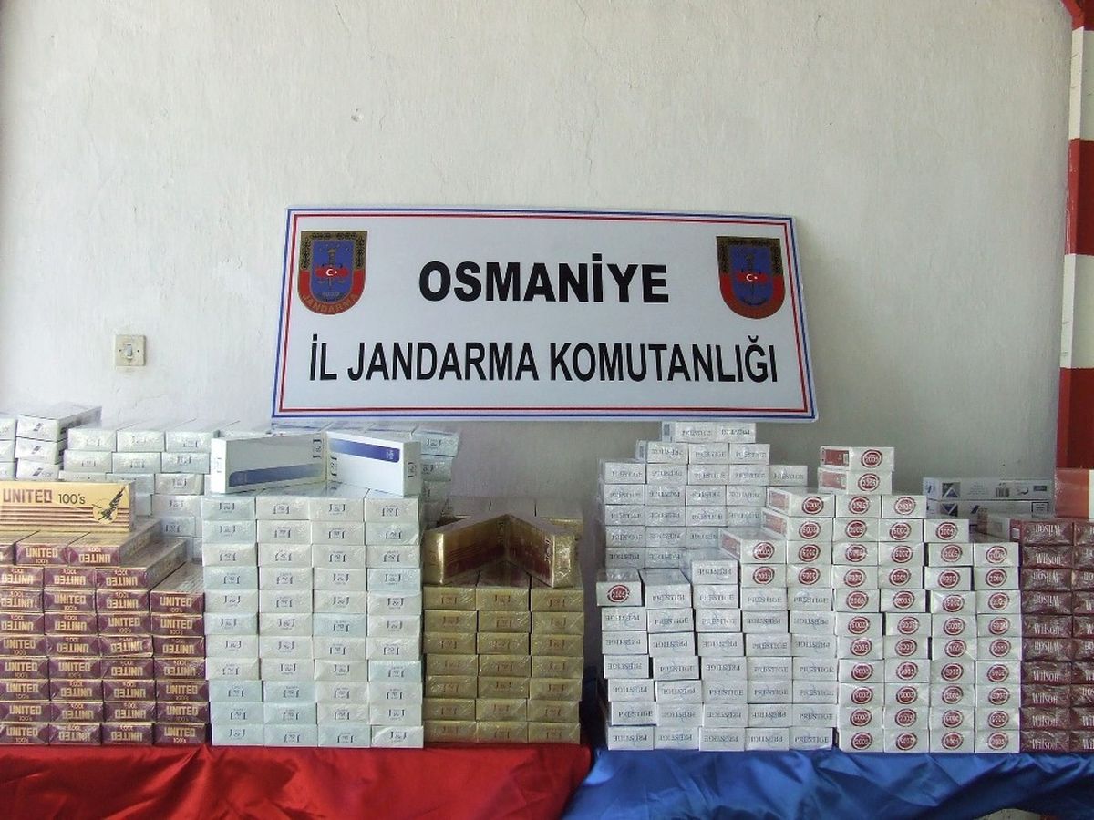 Osmaniye\'de 4 Bin 555 Paket Kaçak Sigara Ele Geçirildi