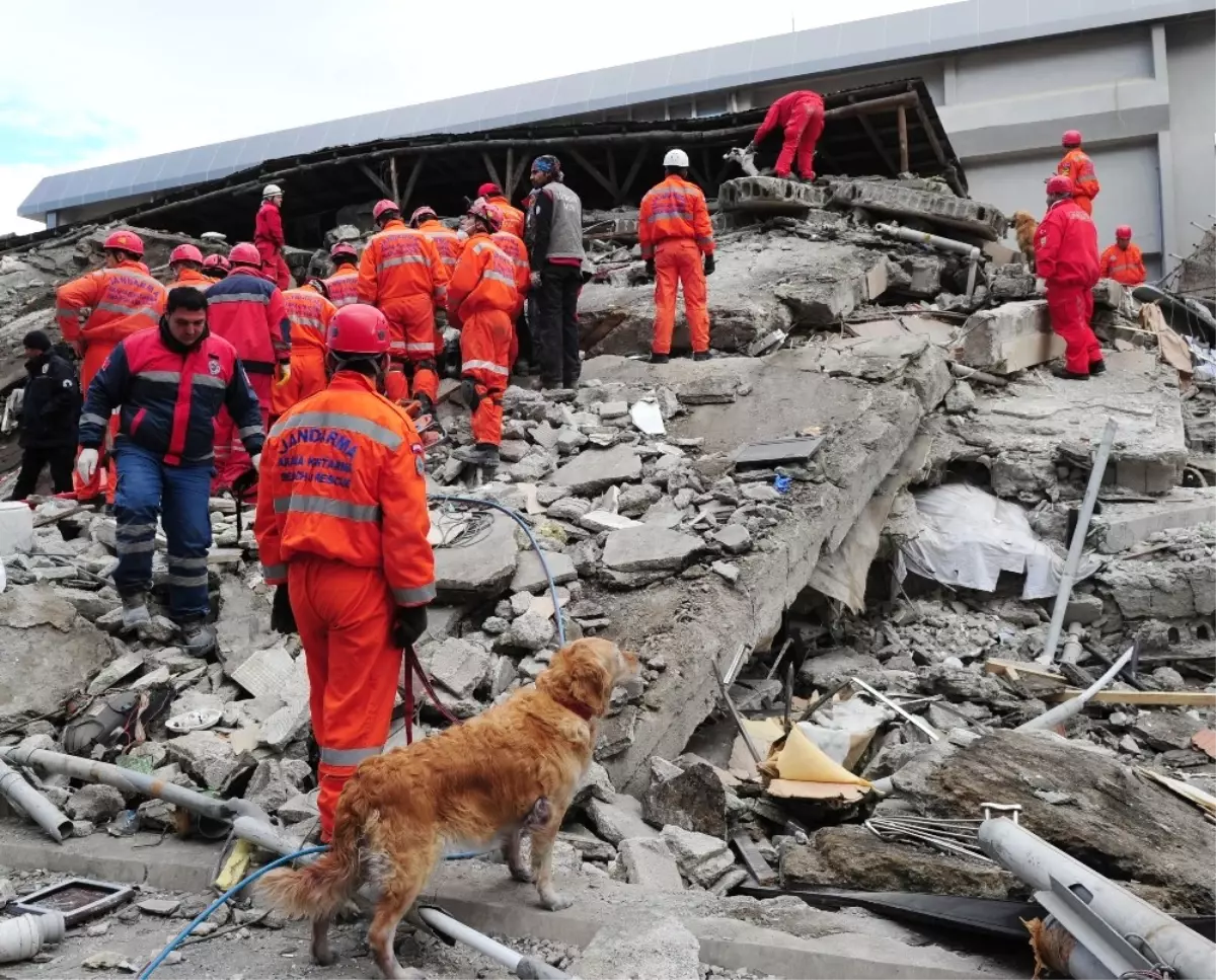 Planlı ve Uyumlu Çalışırsak Afetleri Önleriz"