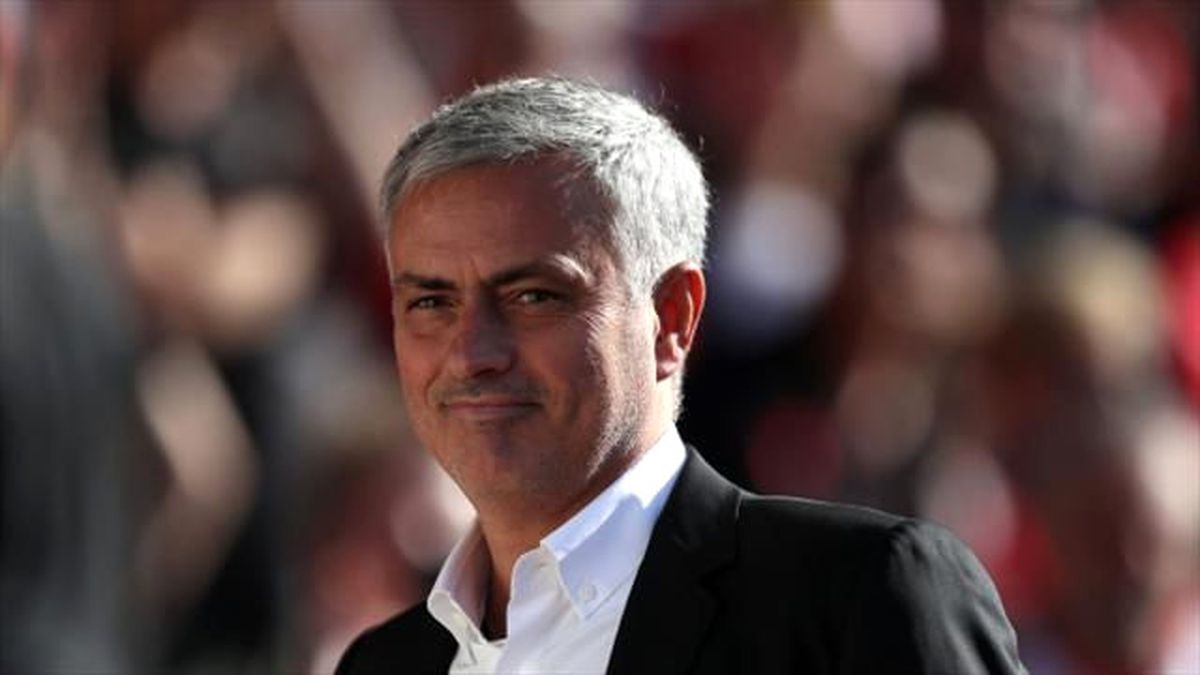 Portekiz\'de Artık Özel Bir Cadde Var: Jose Mourinho Caddesi