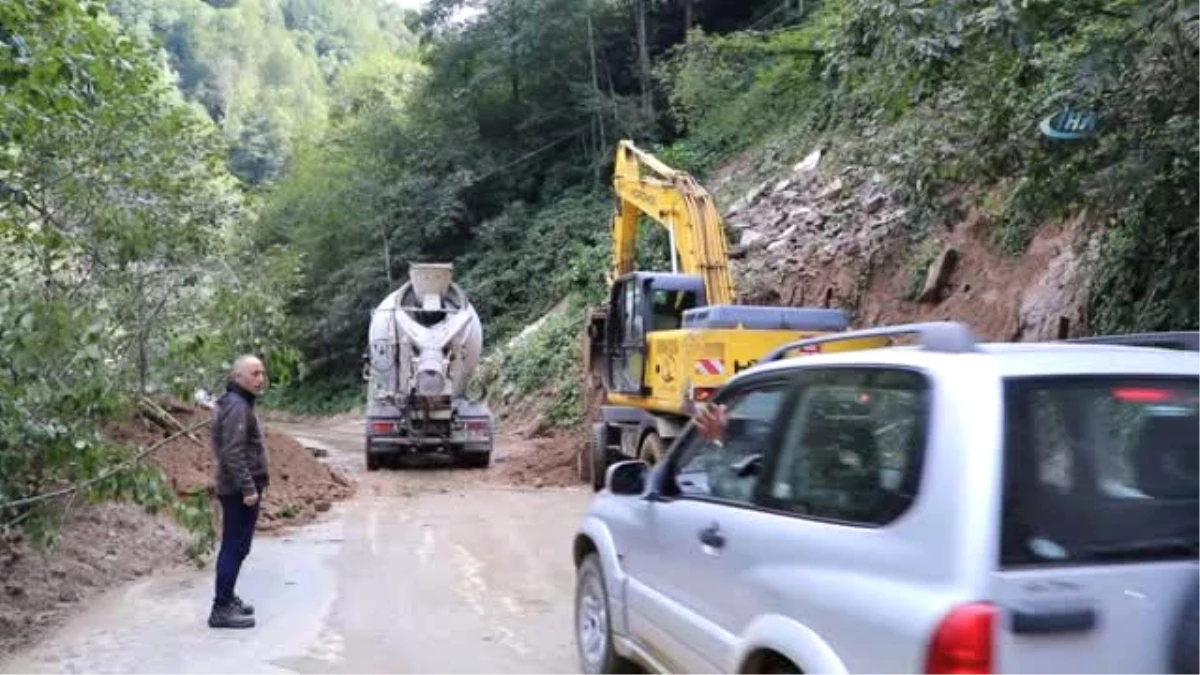 Senoz Vadisi\'nde Selin Yaraları Sarılmaya Çalışılıyor