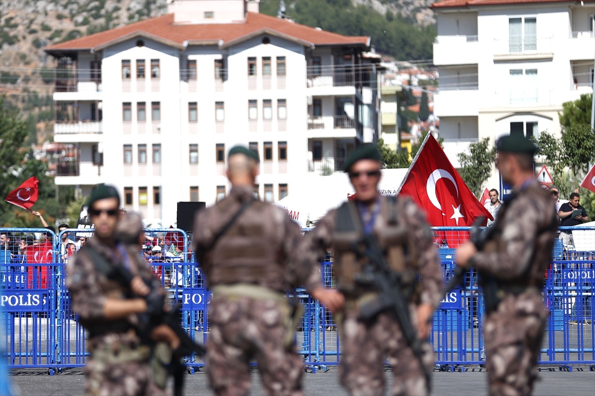Suikast Timi" Sanıklarına Verilen Cezalar Marmarislileri Sevindirdi