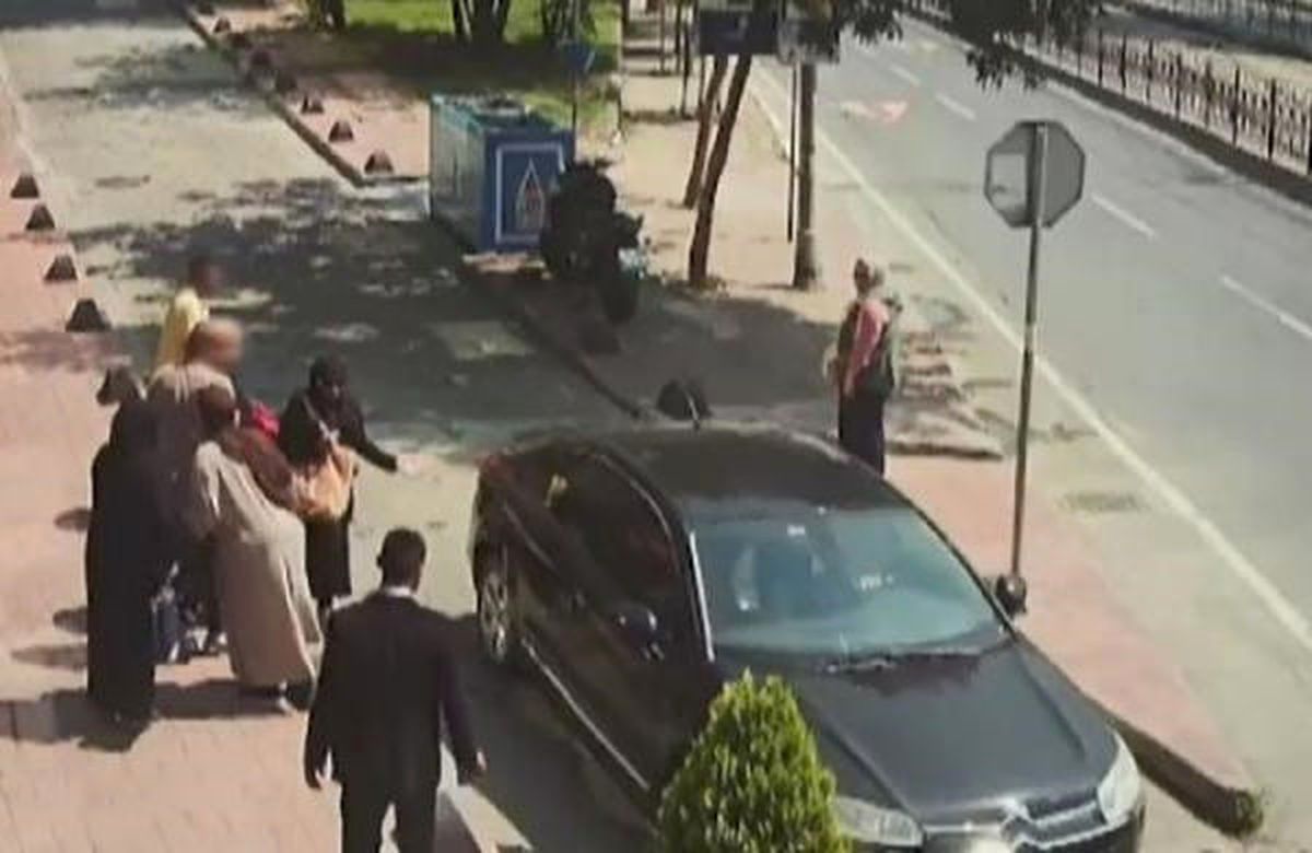 Taksim\'de 4\'ü Kadın 5 Kapkaççı Kaza Yapınca Yakalandı