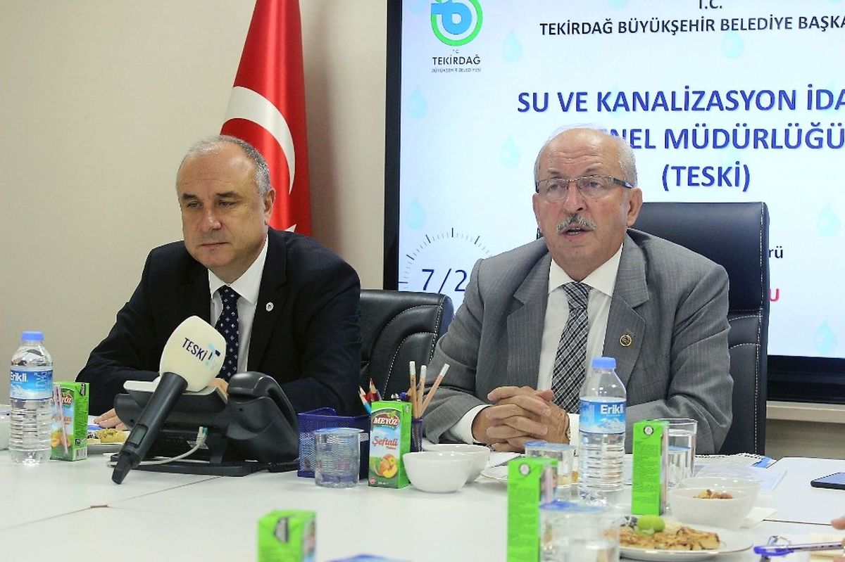 Tekirdağ Büyükşehir Belediye Başkanı Kadir Albayrak: "İstanbul\'un Kadir Abisi ile Karıştırmayın.