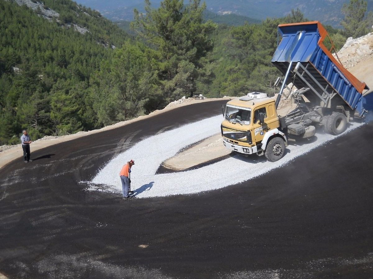Alanya Yalçı Yoluna Asfalt