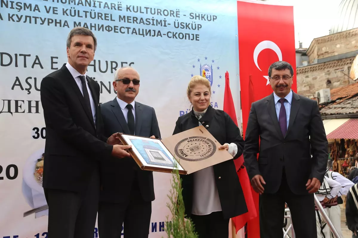 Aşure Kazanları Balkanlarda Kardeşlik İçin Kaynadı