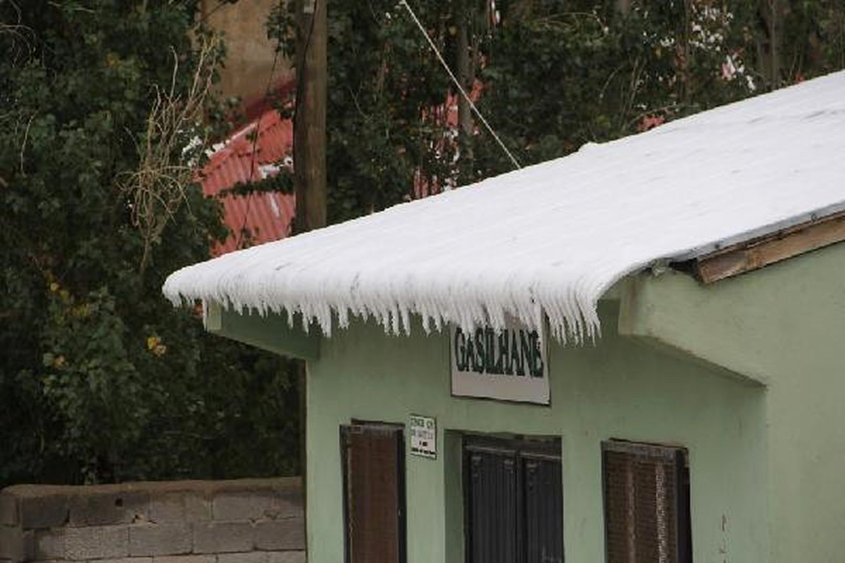 Başkale\'ye Kış Erken Geldi