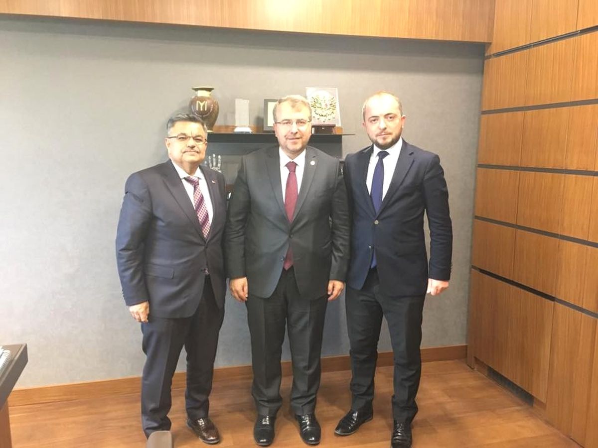 Başkan Yağcı ve İl Başkanı Karabıyık, Milletvekili Eldemir\'le ile Bir Araya Geldi