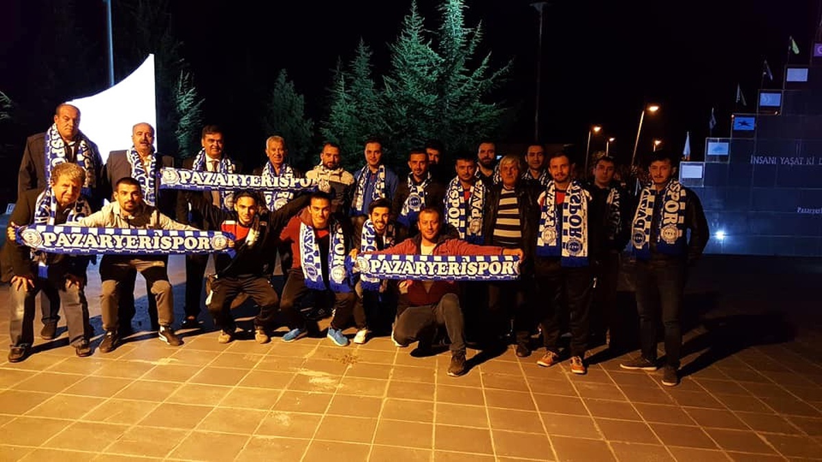 Başkan Yalçın, Futbolcular ve Takım Yöneticileri ile Bir Araya Geldi