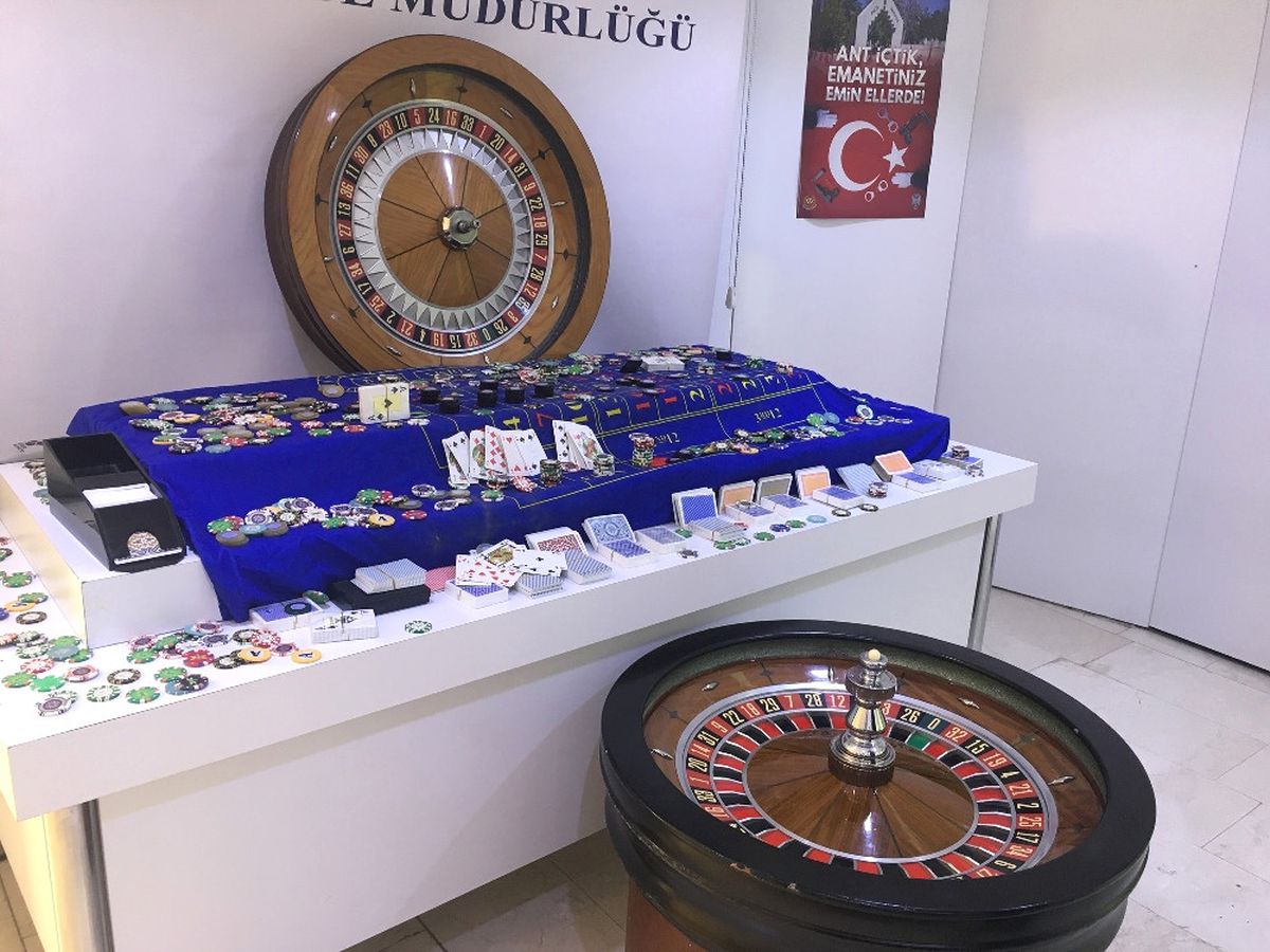 Beşiktaş\'ta Kumar Operasyonu
