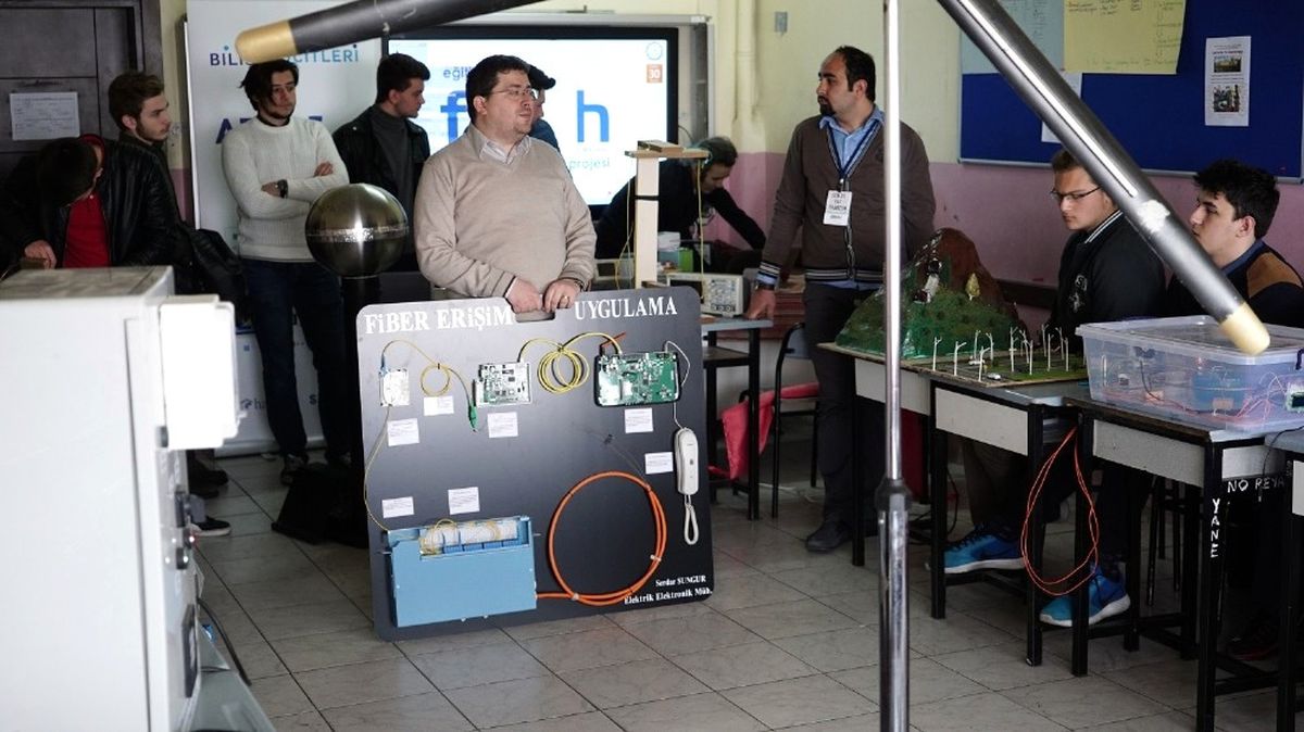 Bilişim Sektöründe Kalifiye İş Gücü Açığı Kapanmalı"