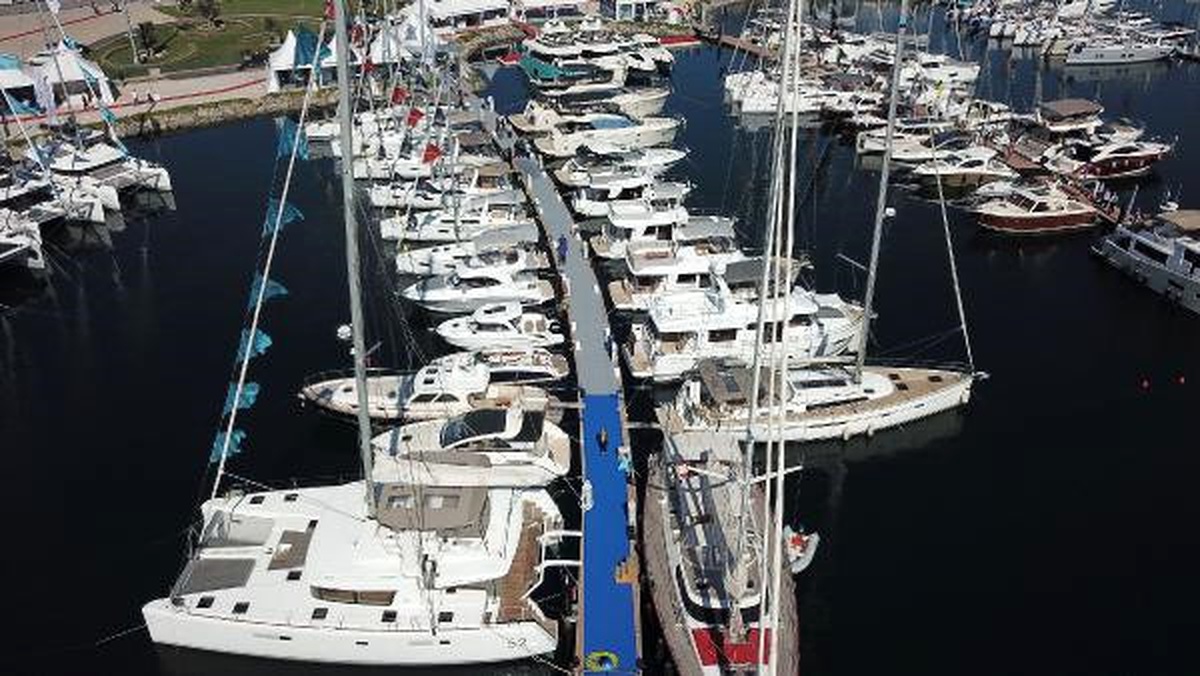 Boat Show\'un İlk Gününde 15 Milyon Euro\'luk Tekne Satıldı