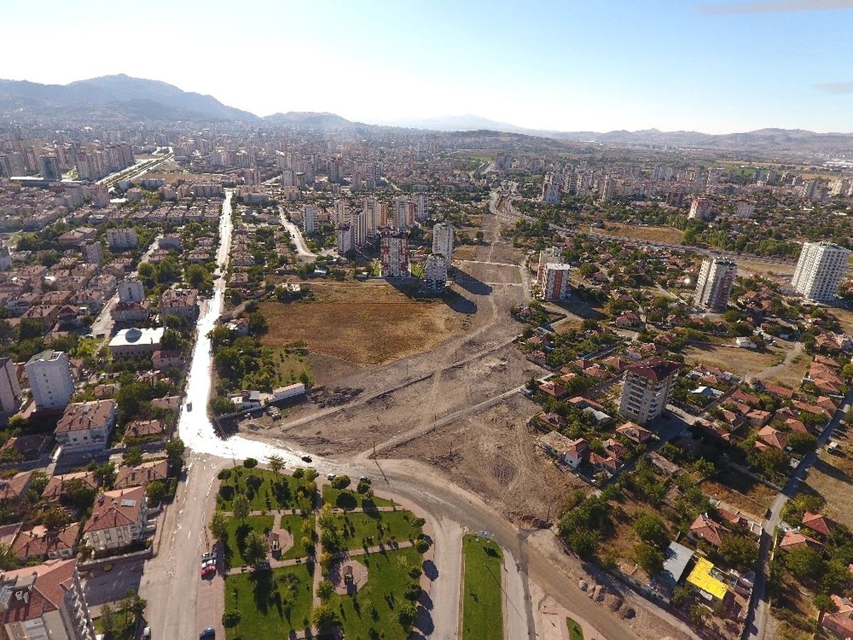 Büyükşehir\'de Yol Çalışmaları Devam Ediyor