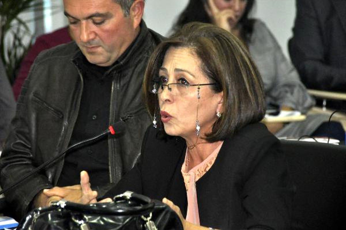 CHP\'li Başkan\'la Tartışan AK Parti Belediye Meclis Üyeleri Meclis Toplantısını Terk Etti
