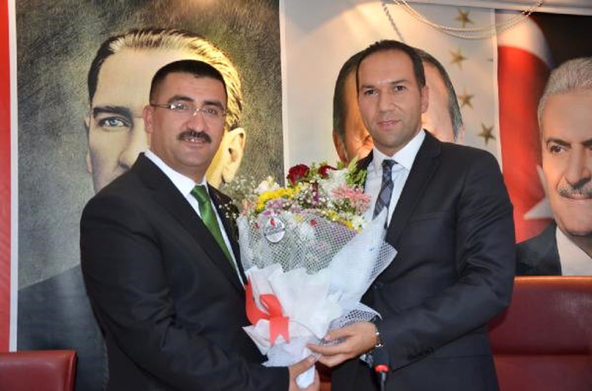 Niğde AK Parti\'de Devir Teslim