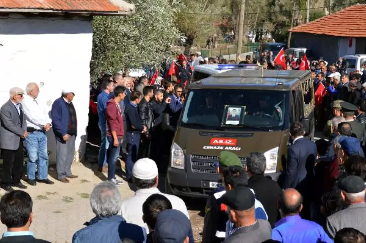 Şehit Uzman Çavuş Gökhan Topal Gözyaşlarıyla Uğurlandı