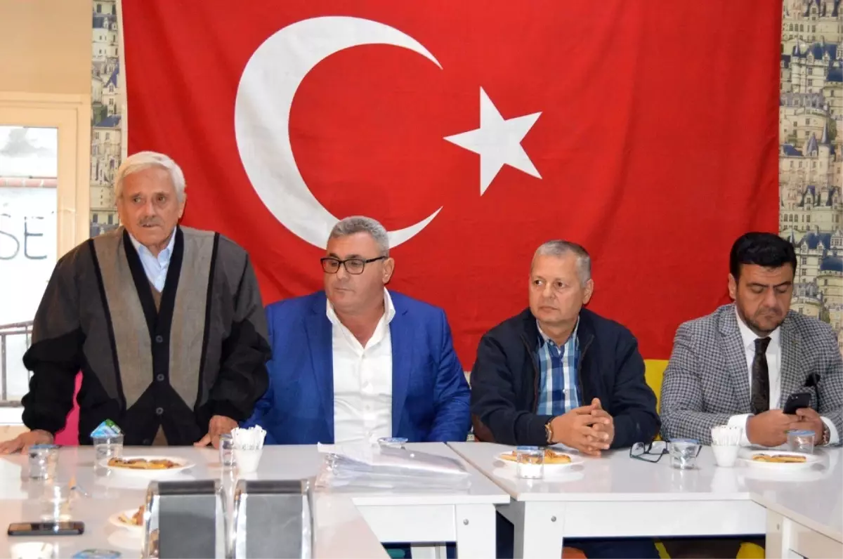 Turgutlu MHP\'de Toplu İstifa