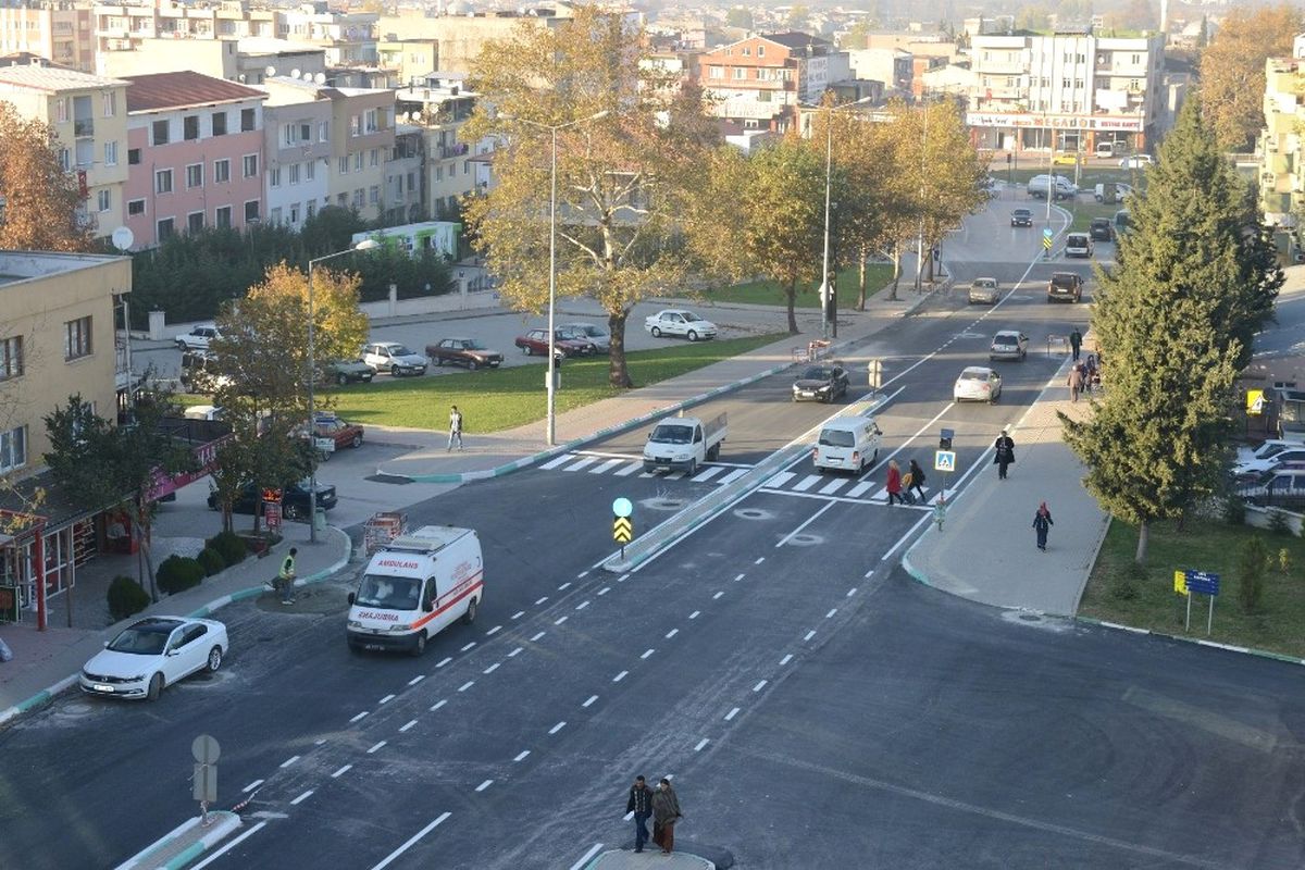 Yıldırım\'da Yol Hamlesi