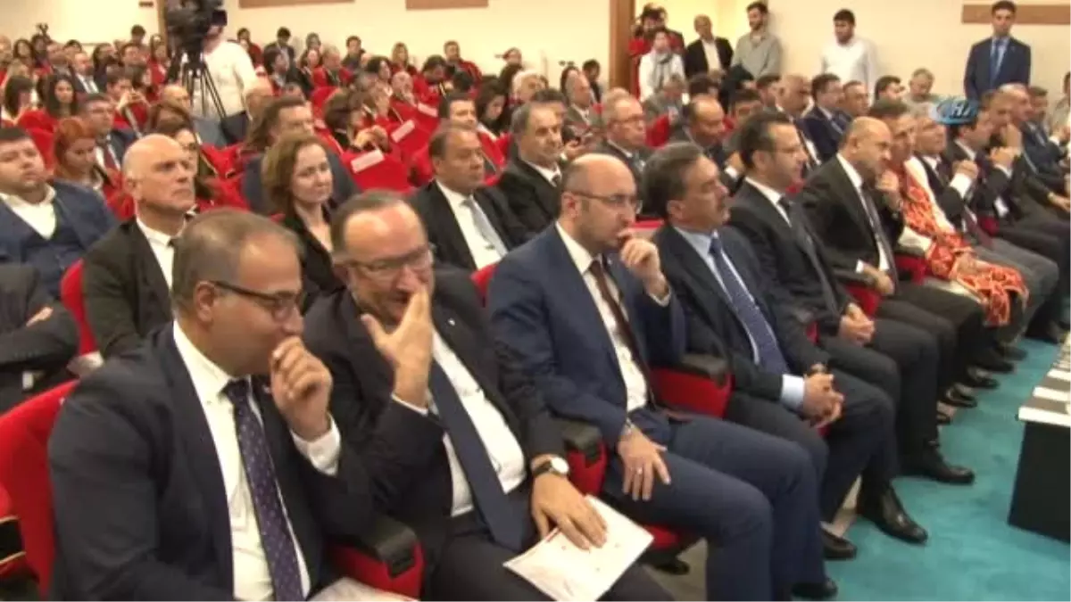 Başbakan Yardımcısı Işık: "Teog\'dan Çok Daha Önemli Bir Tartışmayı İhmal Ediyoruz"