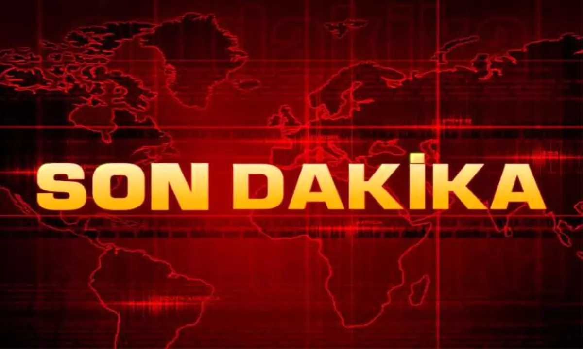 Beyzıt\'ta Hareketli Dakikalar: Üzerimde Bomba Var Diye Bağırdı !