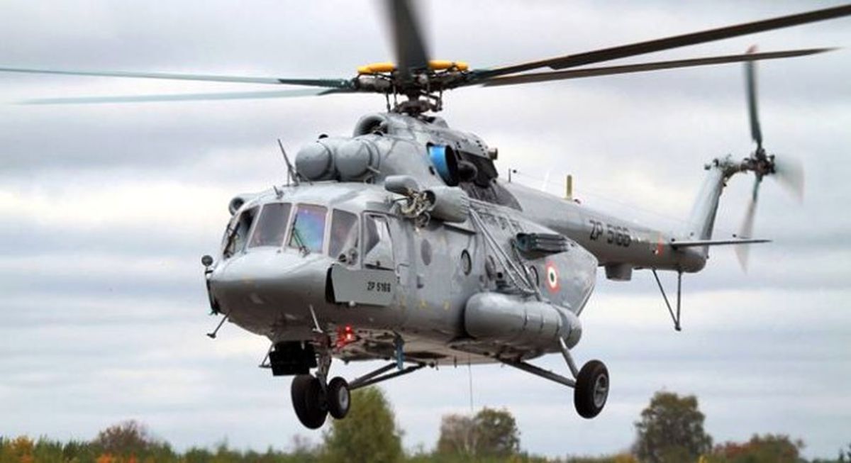 Hindistan\'da Askeri Helikopter Düştü: 7 Ölü