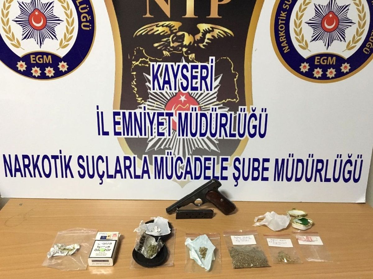 Polis Uyuşturucu Tacirlerine Gözaçtırmıyor