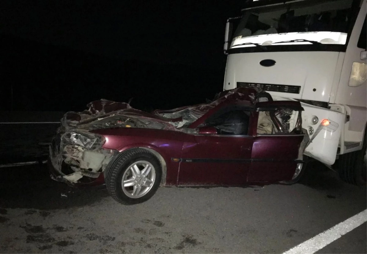 AK Parti Şuhut İlçe Gençlik Kolları Başkanı Trafik Kazası Geçirdi