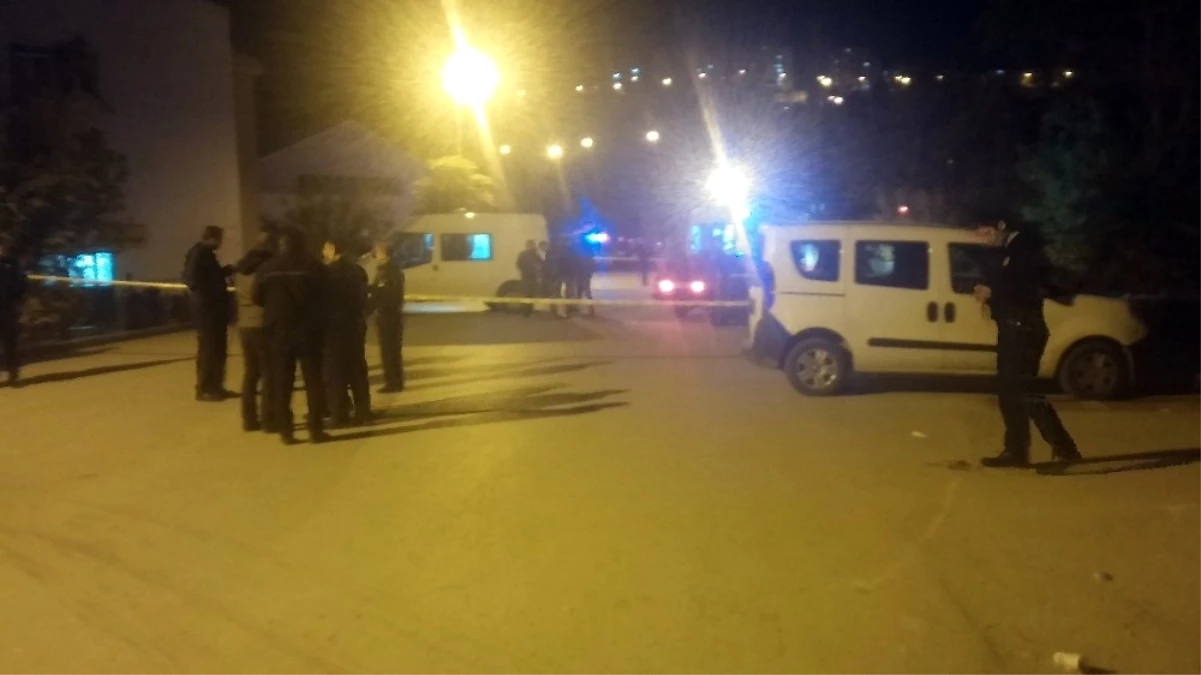 Başkent\'te Sokak Ortasında Kanlı İnfaz: 2 Ölü