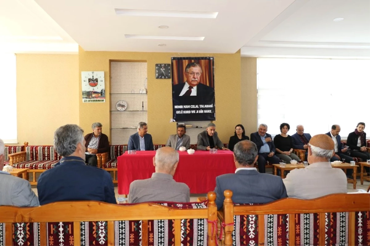 Celal Talabani İçin Diyarbakır\'da Taziye Evi Açıldı