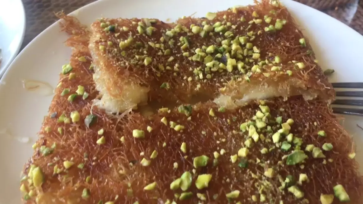 Dünya'daki En İyi Künefe - Al Aker Sweets - Doha