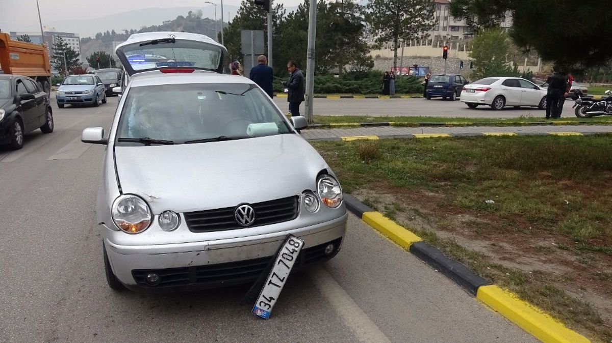 Karabük\'te Trafik Kazası : 2 Yaralı