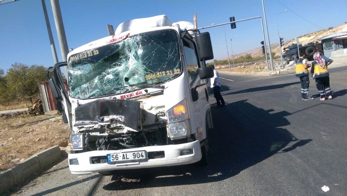 Siirt\'te Trafik Kazası: 2 Yaralı