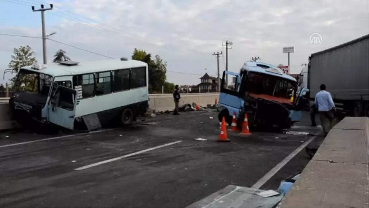 Zincirleme Trafik Kazası: 8 Yaralı