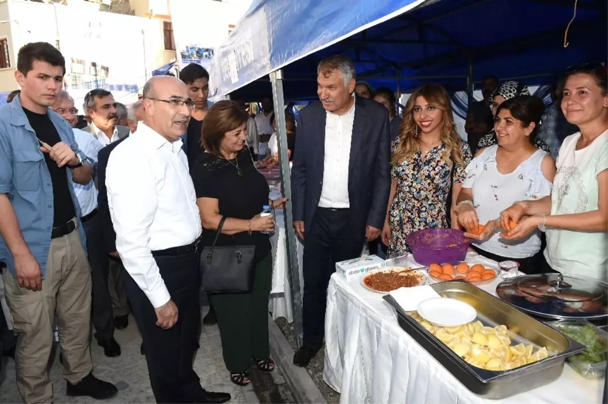 Adana\'nın Lezzetleri Tarihi Sokakta Tanıtıldı