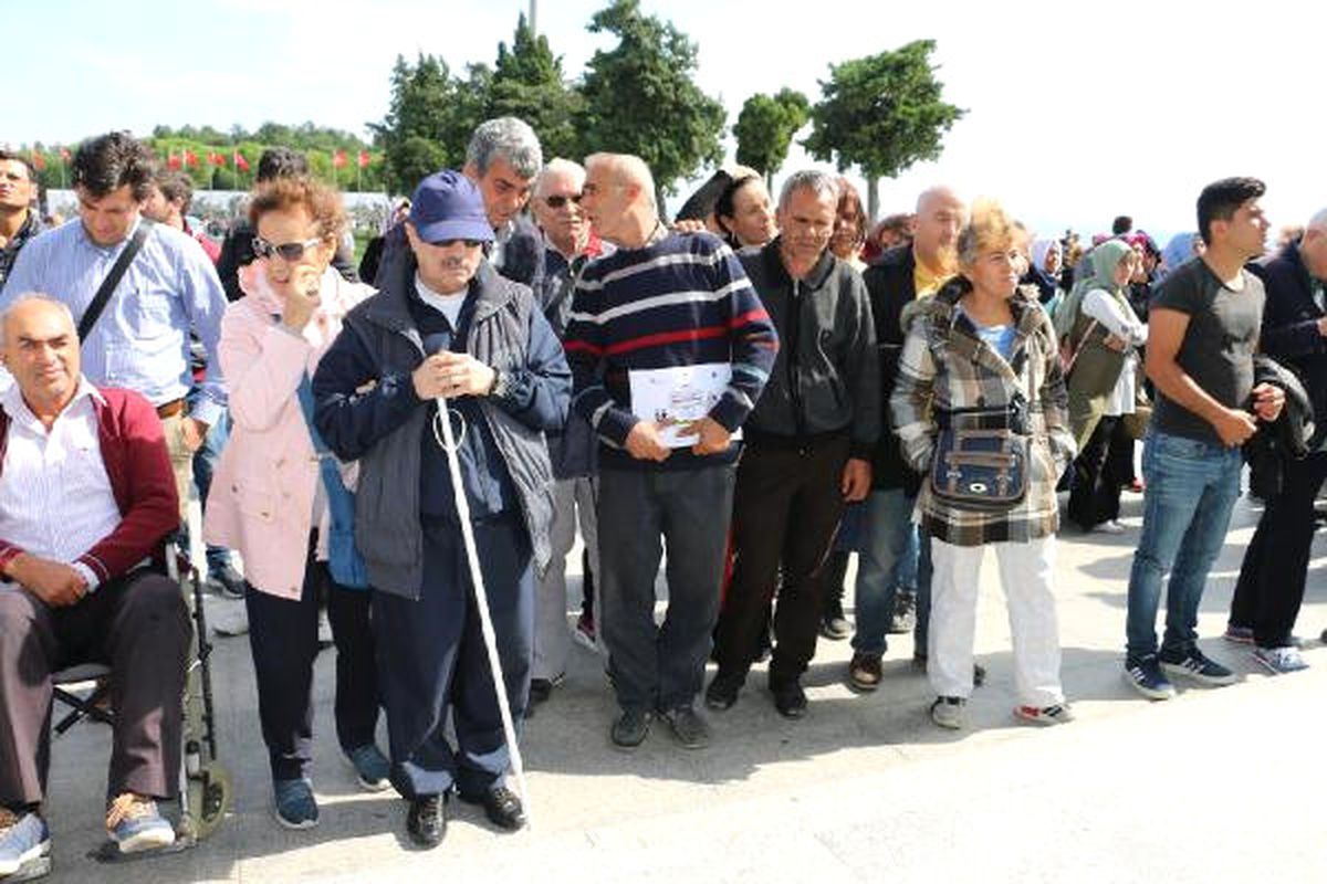 Çanakkale Ruhu\'nu Dokunarak Yaşadılar