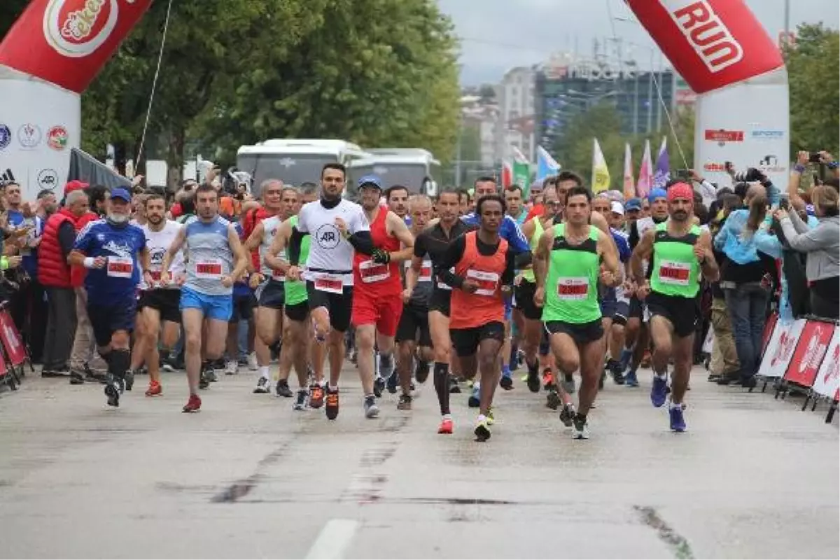 Eker I Run Koşusu\'nda 2 Bin Kişi Ter Döktü