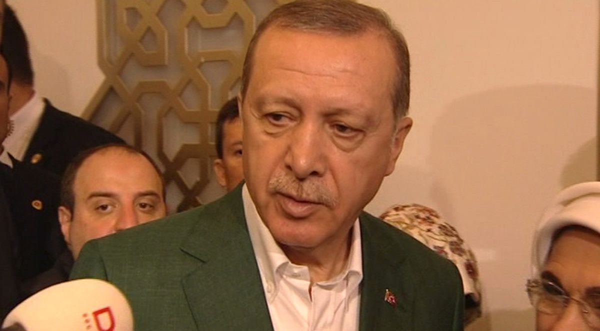 Erdoğan Naim Süleymanoğlu\'nu Ziyaret Etti