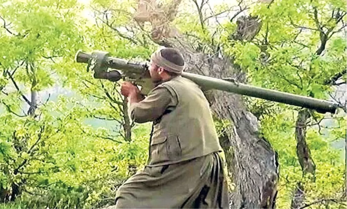 Füzeyle Kobra Helikopteri Vurarak 2 Pilotu Şehit Eden Terörist Öldürüldü