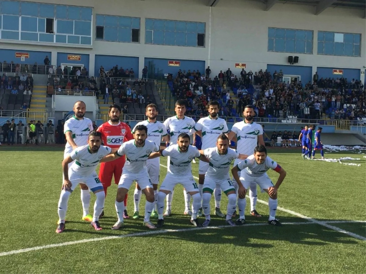 Malatya Yeşilyurt Belediyespor, Dersimspor\'e Tek Golle Boyun Eğdi