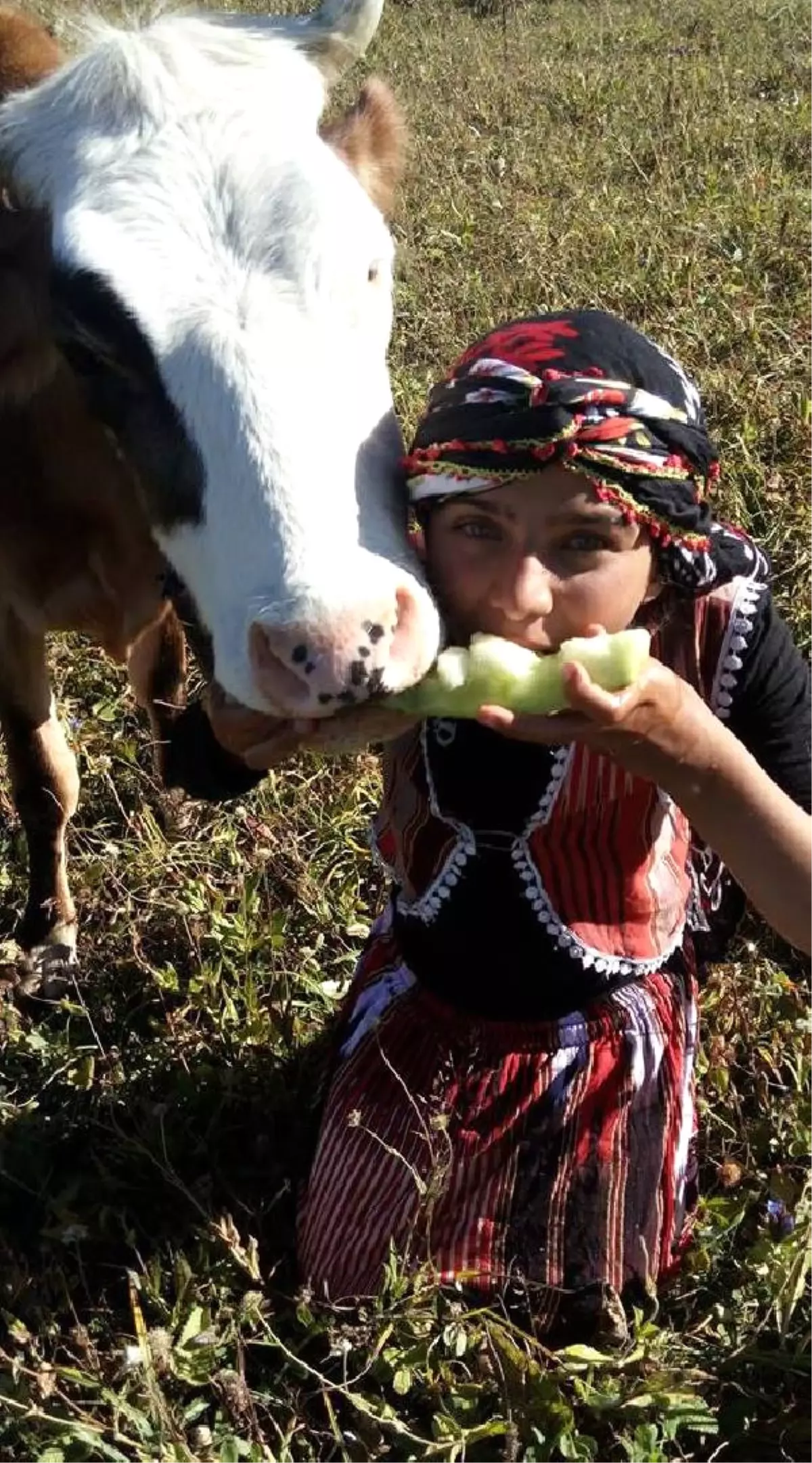 Sena, Yeni Fotoğraflarıyla Sosyal Medyanın Gündeminde