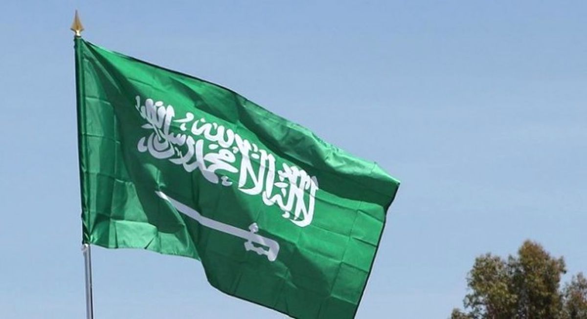 Suudi Arabistan\'da Saraya Silahlı Saldırı