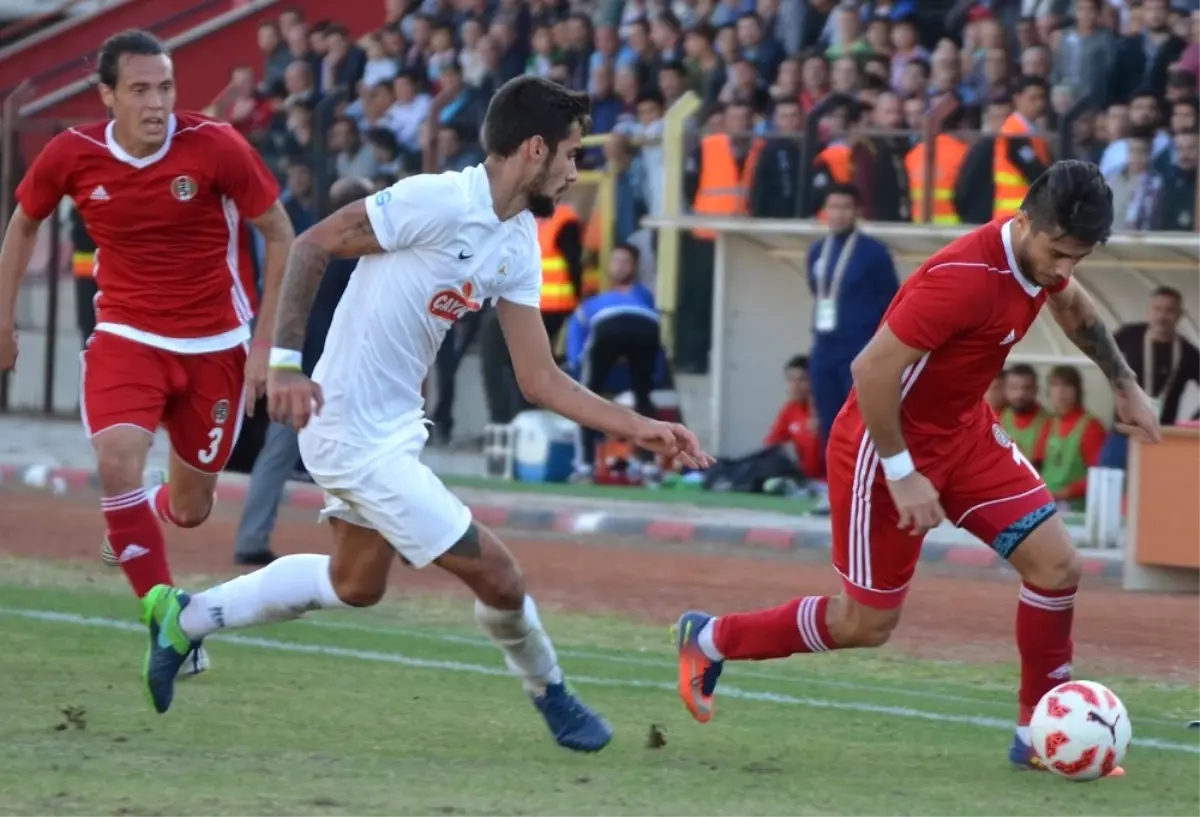 Tff 3. Lig: Turgutluspor: 1 - Pazarspor: 1